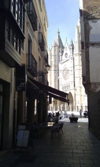 Cathedral, Leon